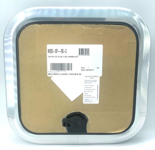 BOMAR NIBO LOW-PROFILE SQUARE HATCH 10 34 N1000-10P-BD